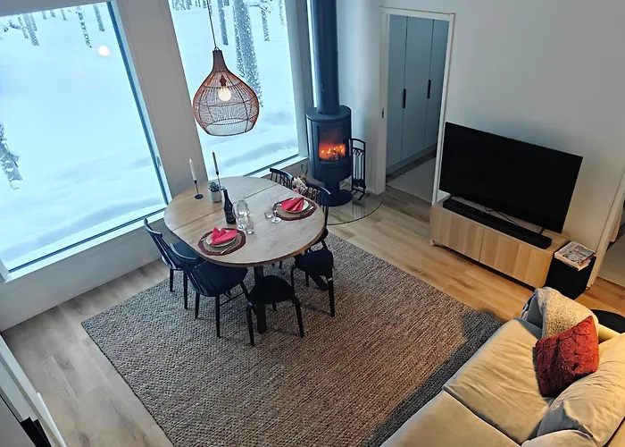 Yllaes Nietos & 2 Tickets *