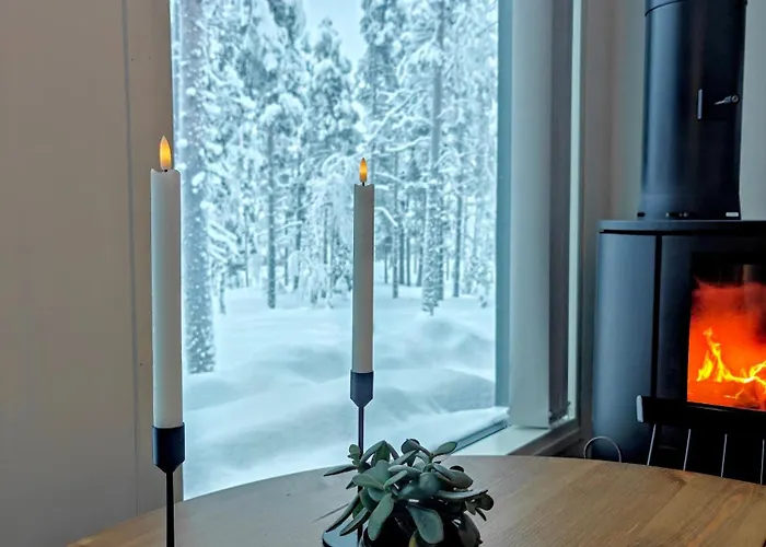 Yllaes Nietos & 2 Tickets